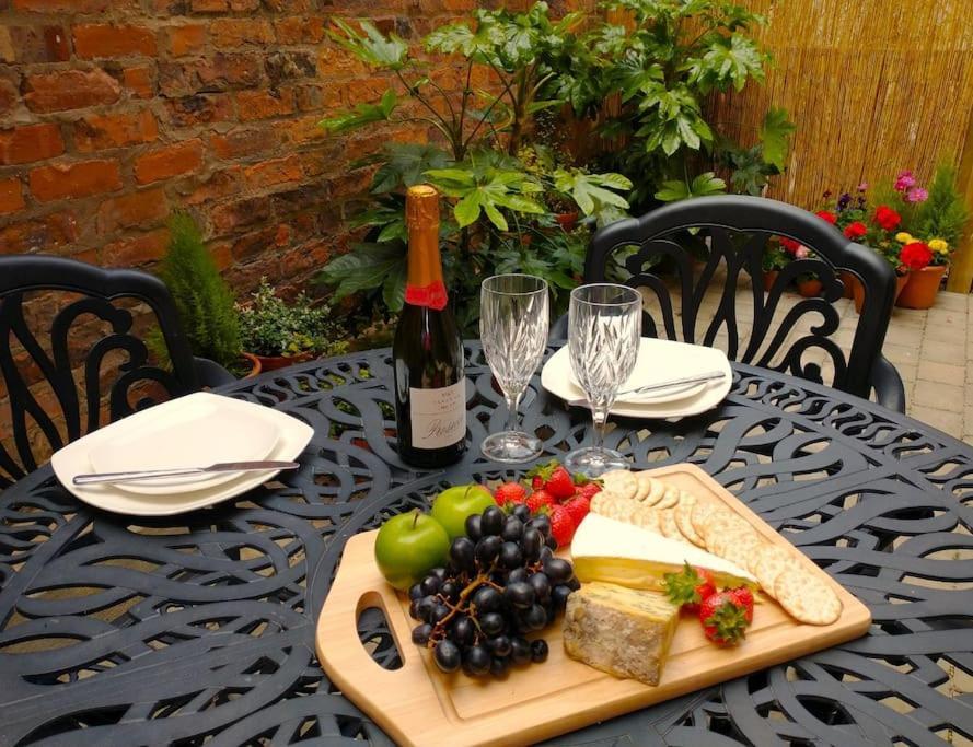 The Boutique York Garden Studio エクステリア 写真